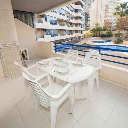 Oasis: Equipped With Terrace, Pools & Free Amenities Apartment