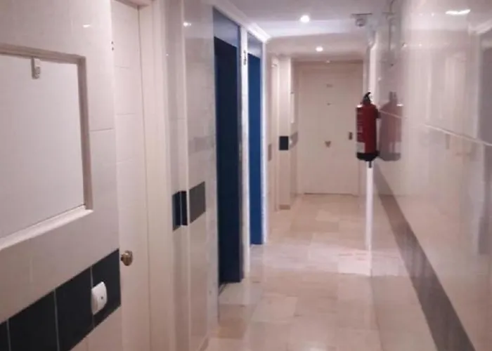 Oasis: Equipped With Terrace, Pools & Free Amenities Apartment