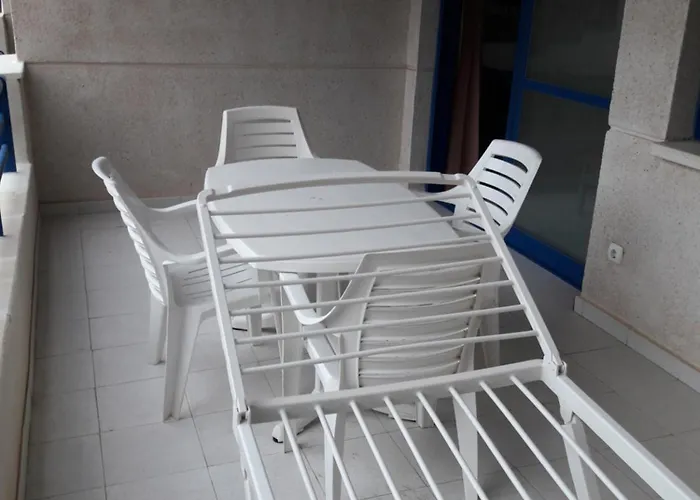 Oasis: Equipped With Terrace, Pools & Free Amenities Apartment *