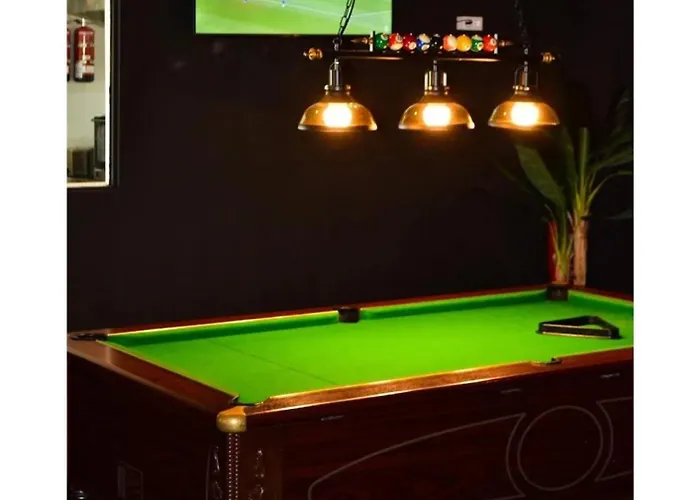 Apartment Oasis: Equipped With Terrace, Pools & Free Amenities