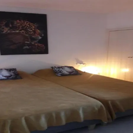 Appartement équipé Espagne, 4 Couchages, Terrasse, Piscines, Climatisation, Garage, Wifi Gratuits *