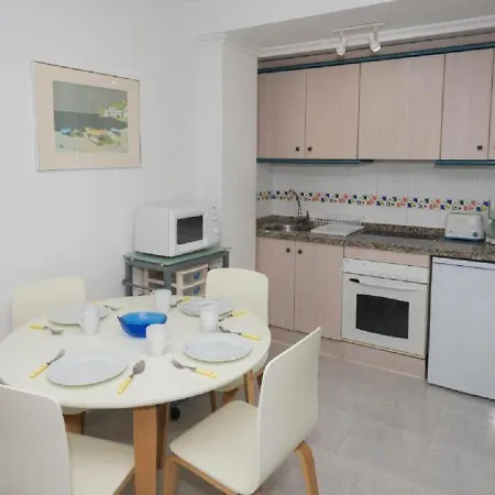 équipé Espagne, 4 Couchages, Terrasse, Piscines, Climatisation, Garage, Wifi Gratuits * Calp