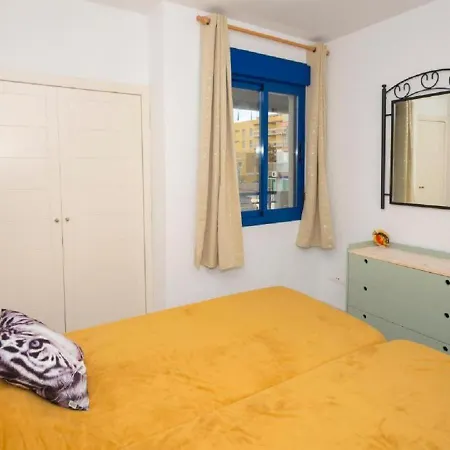 équipé Espagne, 4 Couchages, Terrasse, Piscines, Climatisation, Garage, Wifi Gratuits Appartement